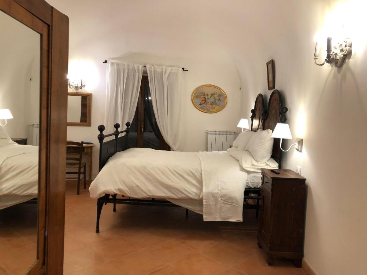Ferienwohnung Visione Via Peltuino 19 Prata d'Ansidonia Exterior foto